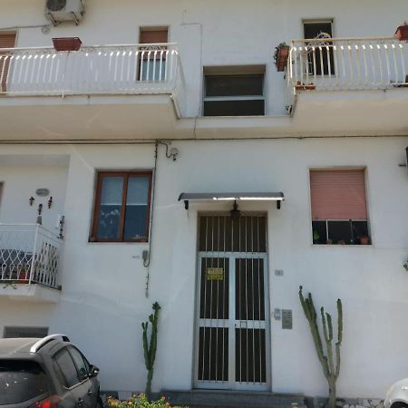 Appartamenti Naxos Giardini Naxos Bagian luar foto